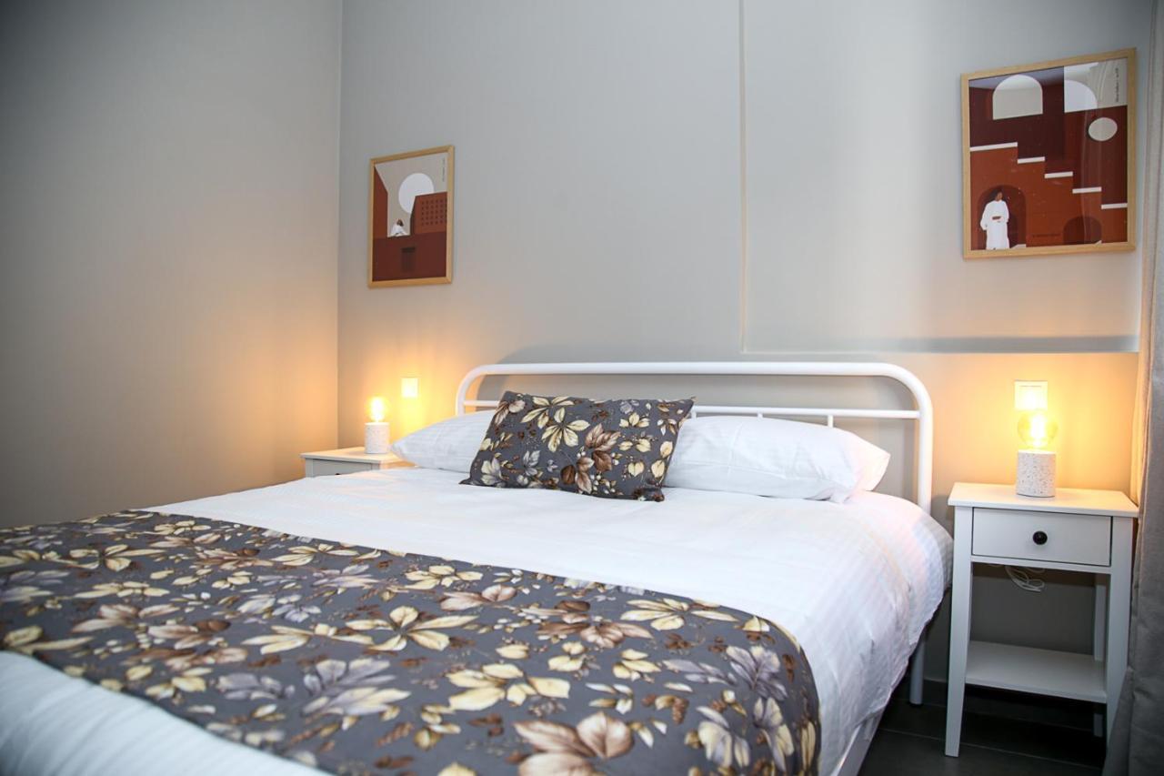 Caravin Wanderhome, 5 Min From Metro Nea Ionia Athens Exterior photo